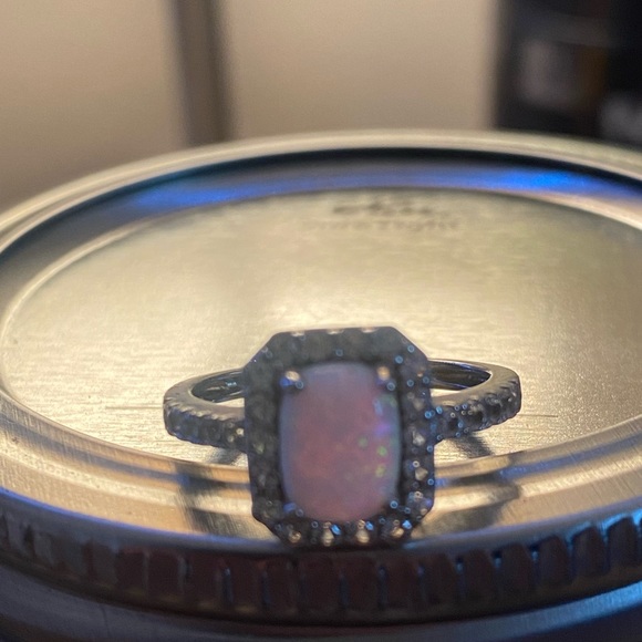 Female rings - Picture 8 of 14